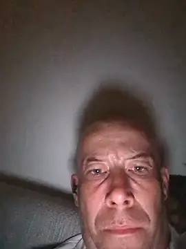 Snapshot of Belmooooondo chatting on 26, 4, 2026 Belmooooondo online show from 26, 4, 2026