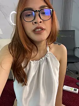 Snapshot of CrystalFairy007 chatting on 16, 4, 2026 CrystalFairy007 online show from 16, 4, 2026