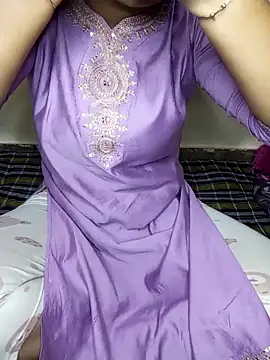Snapshot of Kushi_Sharmaa chatting on 21, 2, 2026 Kushi Sharmaa online show from 21, 2, 2026