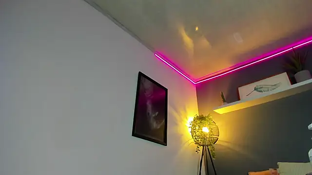 Snapshot of Kira_Exe_ chatting on 1, 4, 2026 Kira Exe online show from 1, 4, 2026