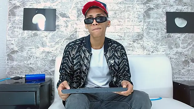 Snapshot of Harin_Prize chatting on 8, 3, 2026 Harin Prize online show from 8, 3, 2026