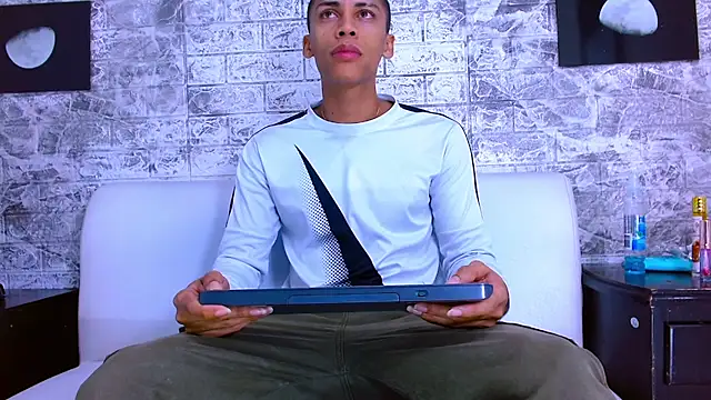 Snapshot of Harin_Prize chatting on 17, 4, 2026 Harin Prize online show from 17, 4, 2026