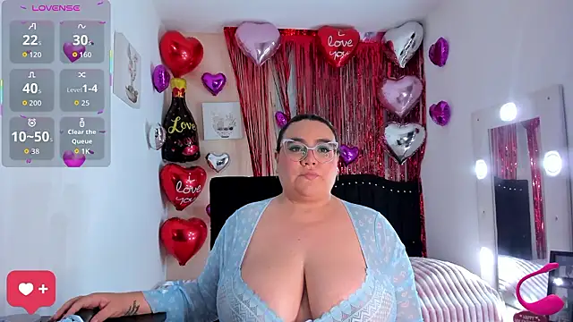 Snapshot of KarlaLannee chatting on 12, 2, 2026 KarlaLannee online show from 12, 2, 2026