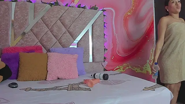 emily velvet   online show from 2, 3, 2026