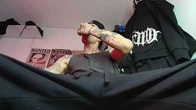 Snapshot of Anhony_Muscle chatting on 13, 5, 2026 Anhony Muscle online show from 13, 5, 2026