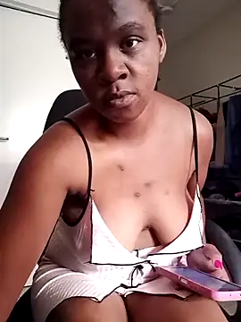 Snapshot of princess-boobz chatting on 24, 4, 2026 princess-boobz online show from 24, 4, 2026