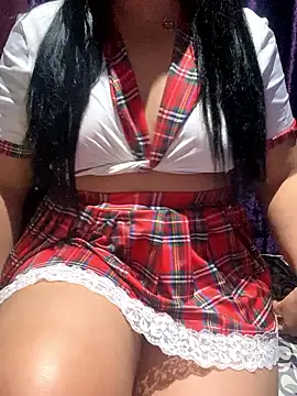 Lina Velvet  online show from 15, 5, 2026