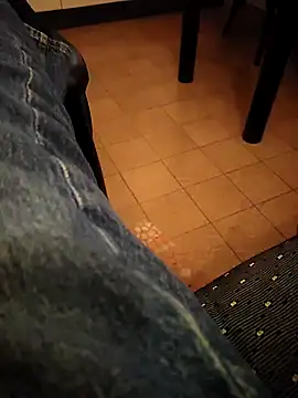 Snapshot of Sweet_Daddy_John chatting on 12, 2, 2026 Sweet Daddy John online show from 12, 2, 2026