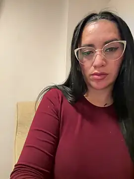 nataliia queen  online show from 2, 4, 2026