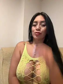Snapshot of nataliia_queen_ chatting on 27, 6, 2026 nataliia queen online show from 27, 6, 2026