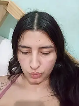 Snapshot of Tiffany06 chatting on 25, 4, 2026 Tiffany06 online show from 25, 4, 2026