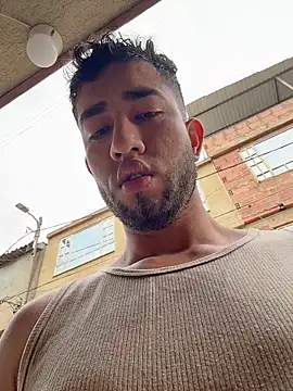 Snapshot of liam_bronw chatting on 14, 2, 2026 liam bronw online show from 14, 2, 2026