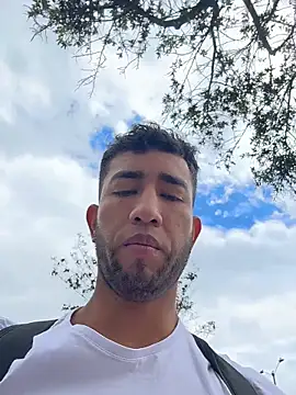 Snapshot of liam_bronw chatting on 18, 2, 2026 liam bronw online show from 18, 2, 2026