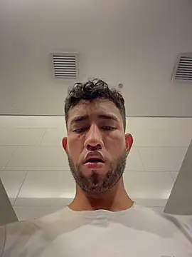 Snapshot of liam_bronw chatting on 13, 3, 2026 liam bronw online show from 13, 3, 2026