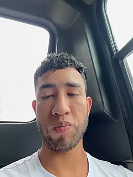 Snapshot of liam_bronw chatting on 18, 3, 2026 liam bronw online show from 18, 3, 2026