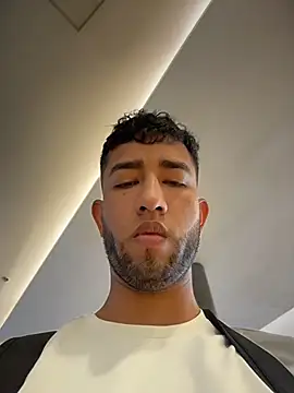 Snapshot of liam_bronw chatting on 20, 3, 2026 liam bronw online show from 20, 3, 2026