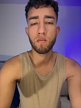 Snapshot of liam_bronw chatting on 5, 4, 2026 liam bronw online show from 5, 4, 2026