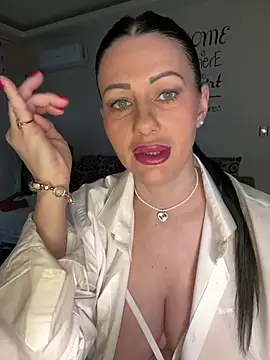 Snapshot of IRISWHITE17 chatting on 29, 4, 2026 IRISWHITE17 online show from 29, 4, 2026