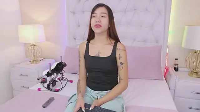 VioletFroost online show from 11, 1, 2026