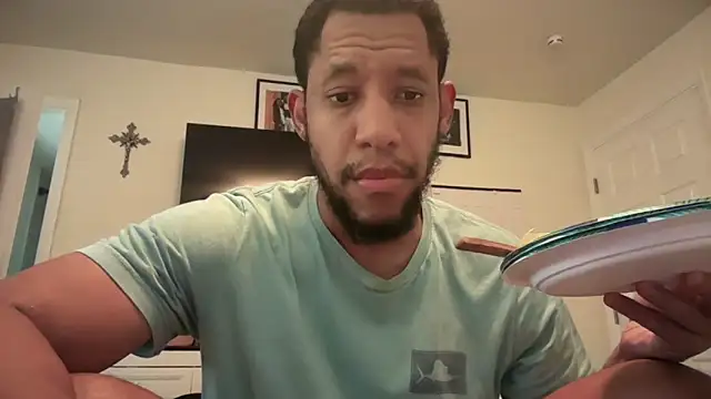 Snapshot of mannib_39 chatting on 6, 4, 2026 mannib 39 online show from 6, 4, 2026