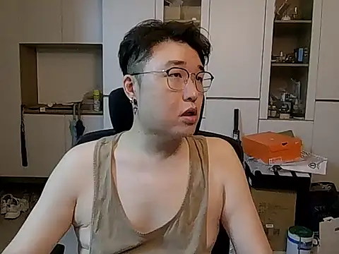 Snapshot of W0Ijn chatting on 29, 4, 2026 W0Ijn online show from 29, 4, 2026