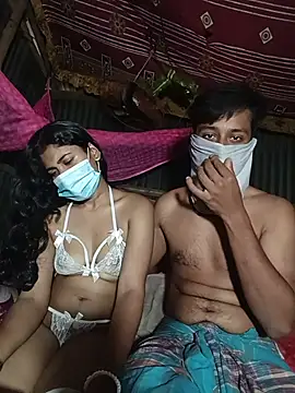 Snapshot of queenneha69 chatting on 6, 3, 2026 queenneha69 online show from 6, 3, 2026