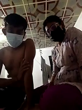 Snapshot of queenneha69 chatting on 3, 4, 2026 queenneha69 online show from 3, 4, 2026