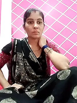 Snapshot of Hot_ree85 chatting on 7, 2, 2026 Hot ree85 online show from 7, 2, 2026