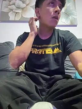 Snapshot of Bufu2213 chatting on 21, 4, 2026 Bufu2213 online show from 21, 4, 2026