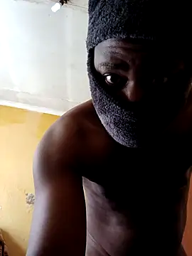 Snapshot of DevineCockZAR chatting on 22, 4, 2026 DevineCockZAR online show from 22, 4, 2026