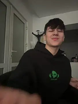 Snapshot of ravenryx chatting on 27, 3, 2026 ravenryx online show from 27, 3, 2026