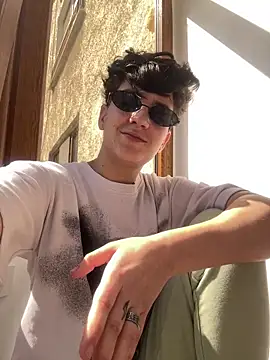 Snapshot of ravenryx chatting on 7, 4, 2026 ravenryx online show from 7, 4, 2026