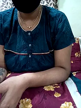 Snapshot of Ammu14399 chatting on 4, 4, 2026 Ammu14399 online show from 4, 4, 2026