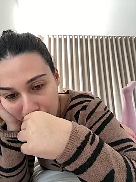 Snapshot of joanaguerreiru chatting on 21, 3, 2026 joanaguerreiru online show from 21, 3, 2026