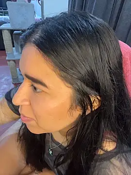 Snapshot of Minico25 chatting on 5, 4, 2026 Minico25 online show from 5, 4, 2026