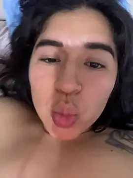 Snapshot of Minico25 chatting on 12, 4, 2026 Minico25 online show from 12, 4, 2026