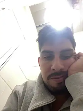 Llavedepalanca online show from 8, 1, 2026