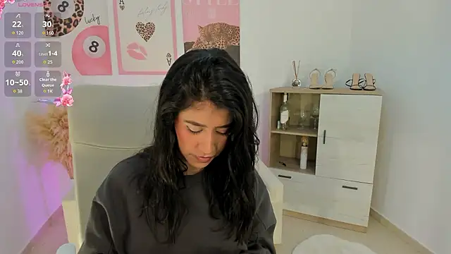 Sussan Monroe online show from 10, 3, 2026