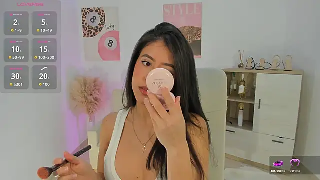 Snapshot of Sussan_Monroe chatting on 8, 4, 2026 Sussan Monroe online show from 8, 4, 2026