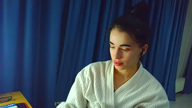 Vlada Elfie online show from 11, 3, 2026