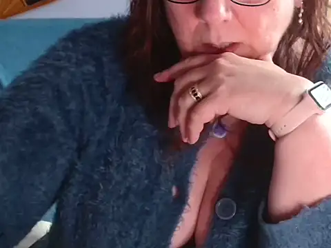 Snapshot of xmyriamx chatting on 18, 4, 2026 xmyriamx online show from 18, 4, 2026