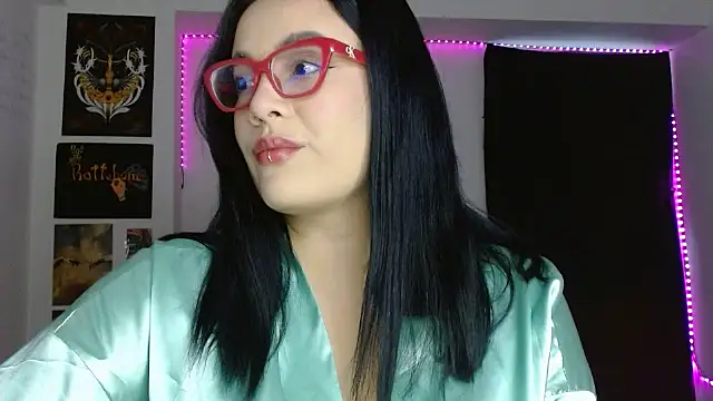 Snapshot of Nova-Satela chatting on 2, 3, 2026 Nova-Satela online show from 2, 3, 2026