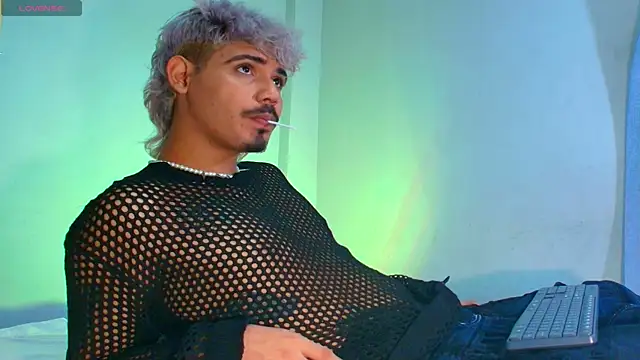 Snapshot of cum_park1 chatting on 19, 6, 2026 cum park1 online show from 19, 6, 2026