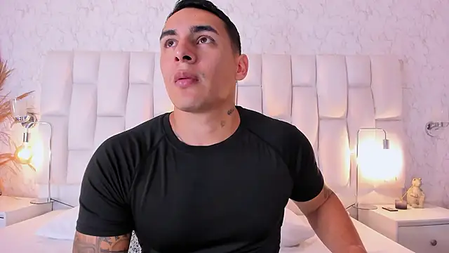 Snapshot of MassimoCo_ chatting on 18, 3, 2026 MassimoCo online show from 18, 3, 2026