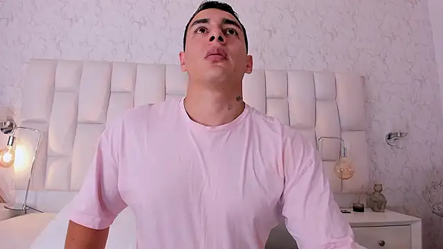 Snapshot of MassimoCo_ chatting on 25, 3, 2026 MassimoCo online show from 25, 3, 2026