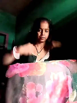 Snapshot of Alisha_beby143 chatting on 3, 2, 2026 Alisha beby143 online show from 3, 2, 2026