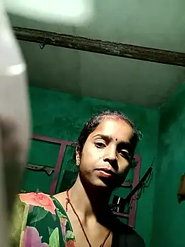 Snapshot of Alisha_beby143 chatting on 3, 2, 2026 Alisha beby143 online show from 3, 2, 2026