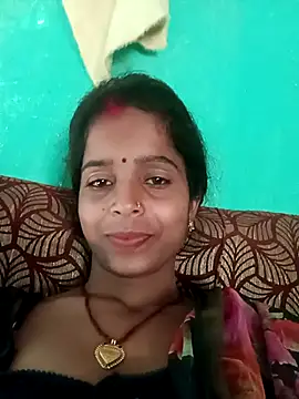 Snapshot of Alisha_beby143 chatting on 5, 2, 2026 Alisha beby143 online show from 5, 2, 2026