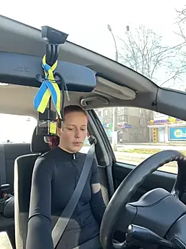 Lily Viola online show from 27, 3, 2026