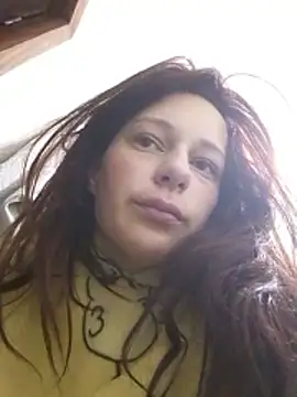 Snapshot of Lily_Viola chatting on 22, 4, 2026 Lily Viola online show from 22, 4, 2026